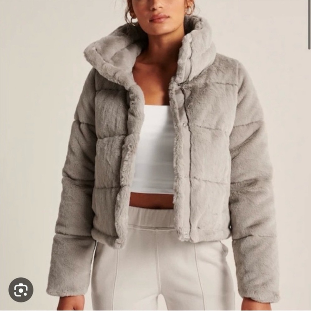 Abercrombie & Fitch Gray Puffer Jacket